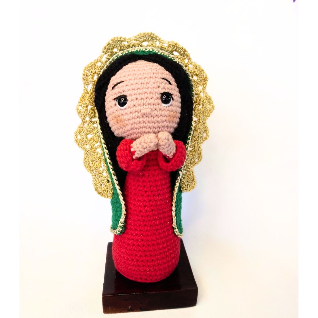 Amigurumi Virgen de Guadalupe