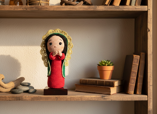Amigurumi Virgen de Guadalupe