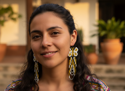 Aretes “Mariposa Dorada Amazónica”