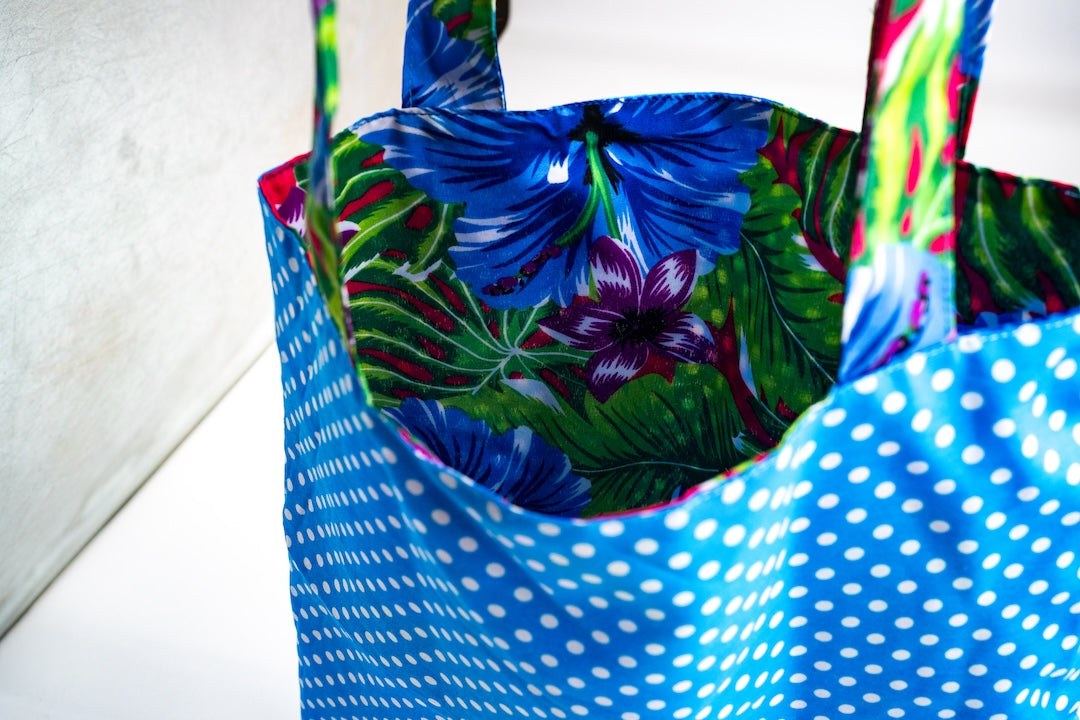 Bolso Celeste Puntos Blancos