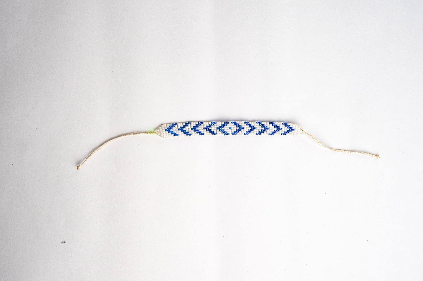 Brazalete Triángulos Entrelazados