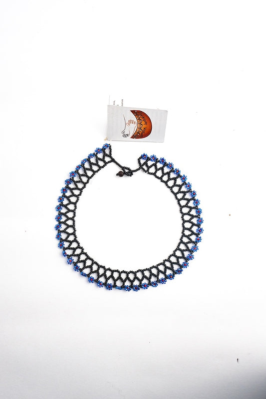 Collar Jardín de Pétalos Azules