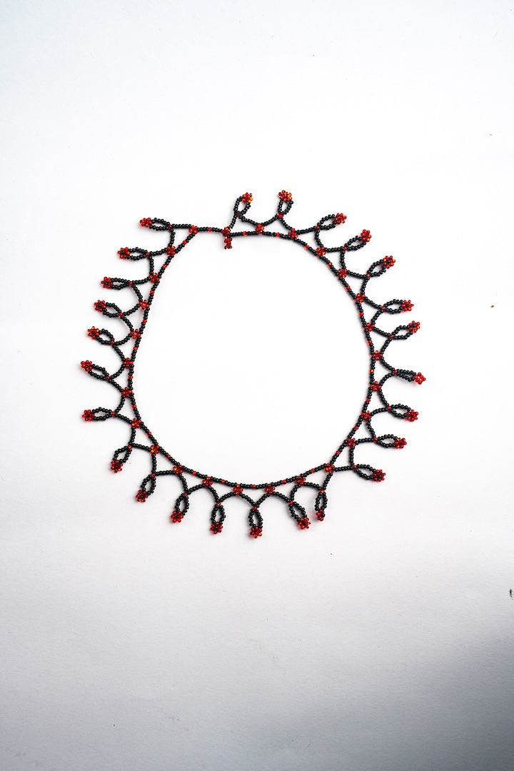 Collar Rojo Impresionante